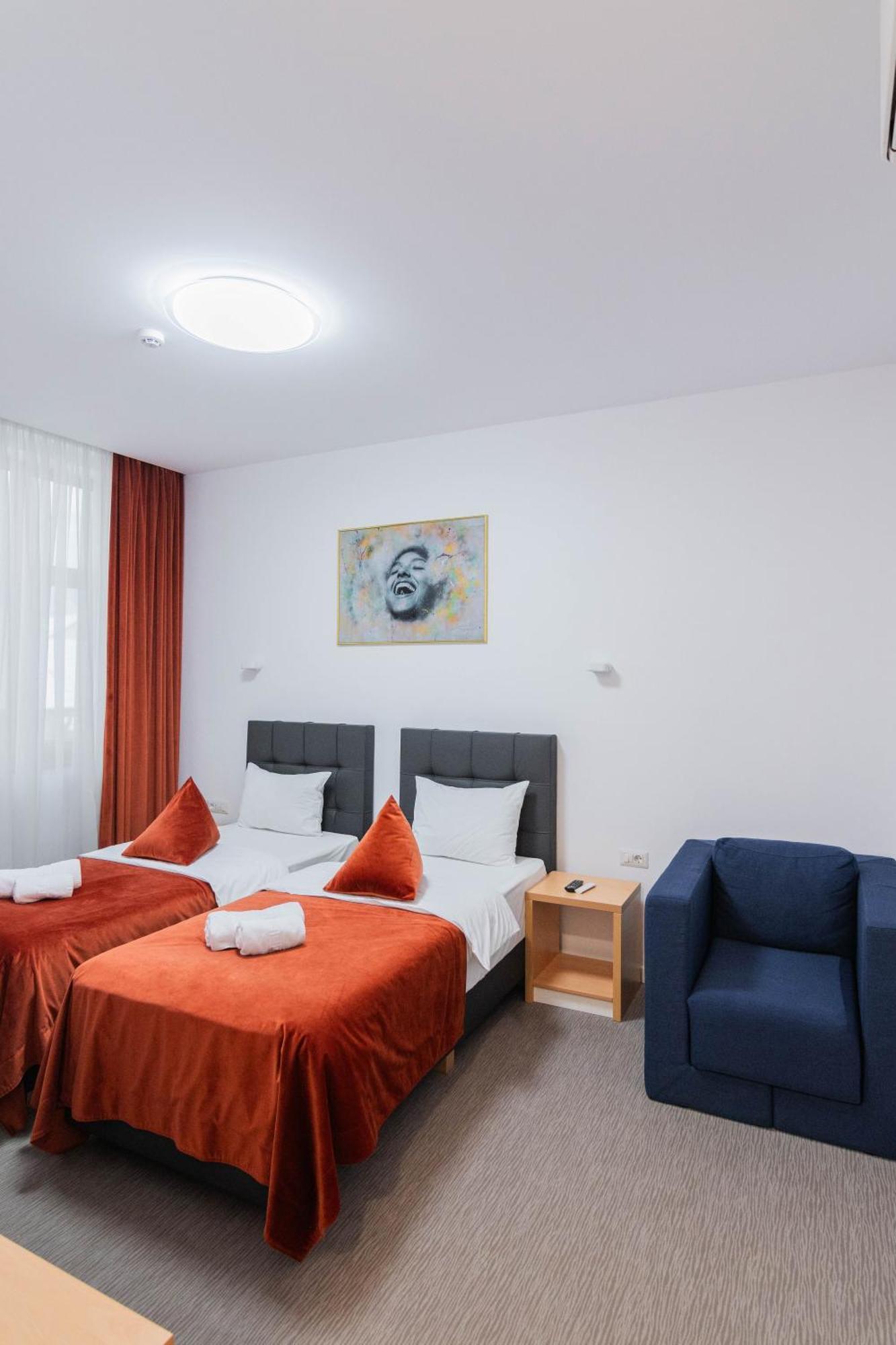 Hotel Urban Baia Mare Exterior photo
