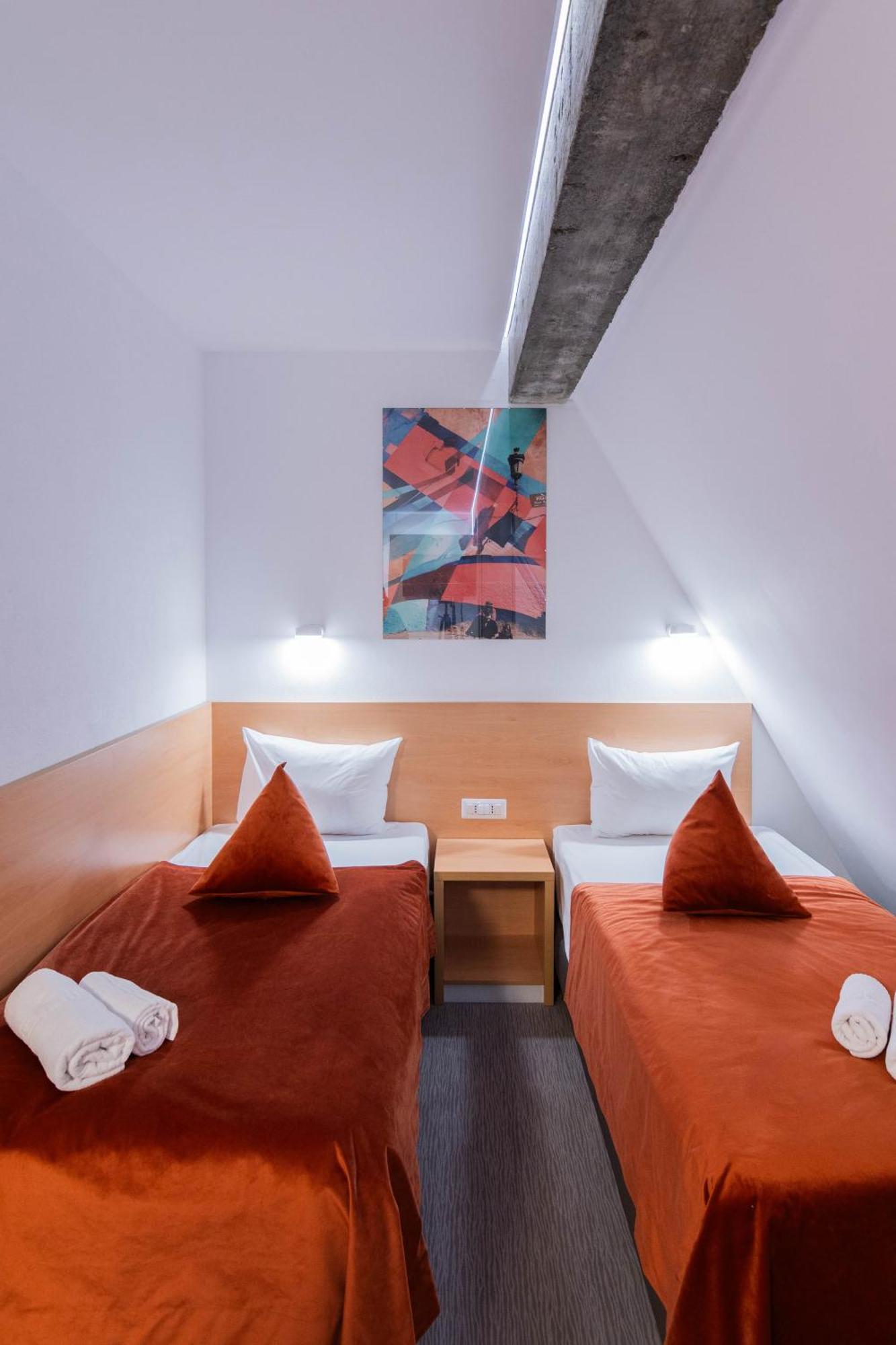 Hotel Urban Baia Mare Exterior photo